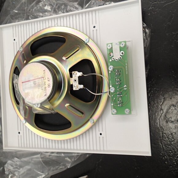 Music and Sound N68RS White Speaker - Picture 10 of 10